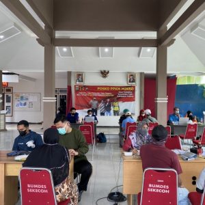 Mahasiswa Akuntansi Universitas Negeri Malang Membantu Penyelenggaraan Vaksinasi Covid-19 Demi Sukseskan SDGs